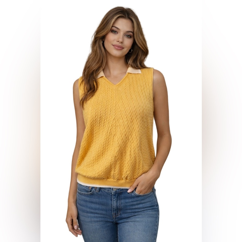 Liz Claiborne Golf Sleeveless Sweater Vest Yellow Cable Knit Preppy Medium